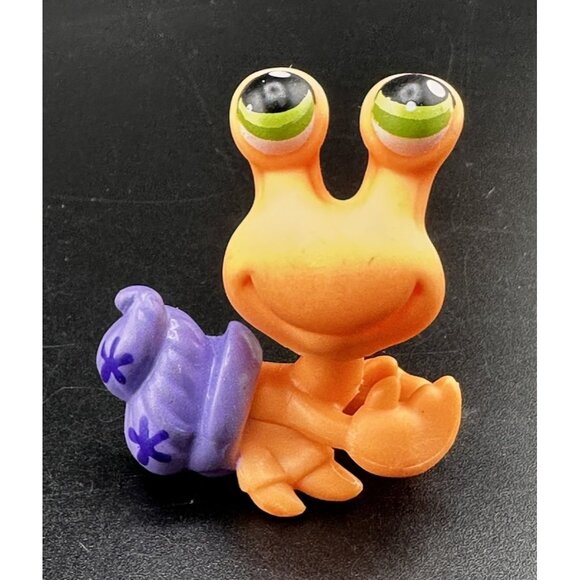 Littlest Pet Shop 352 Hermit Crab LPS Authentic Orange Green Eyes Pet Nooks G1 - Picture 1 of 8